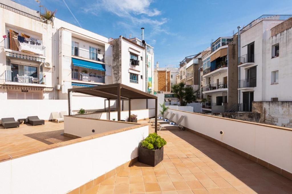 Lucas House Apartments By Sitges Group Екстериор снимка